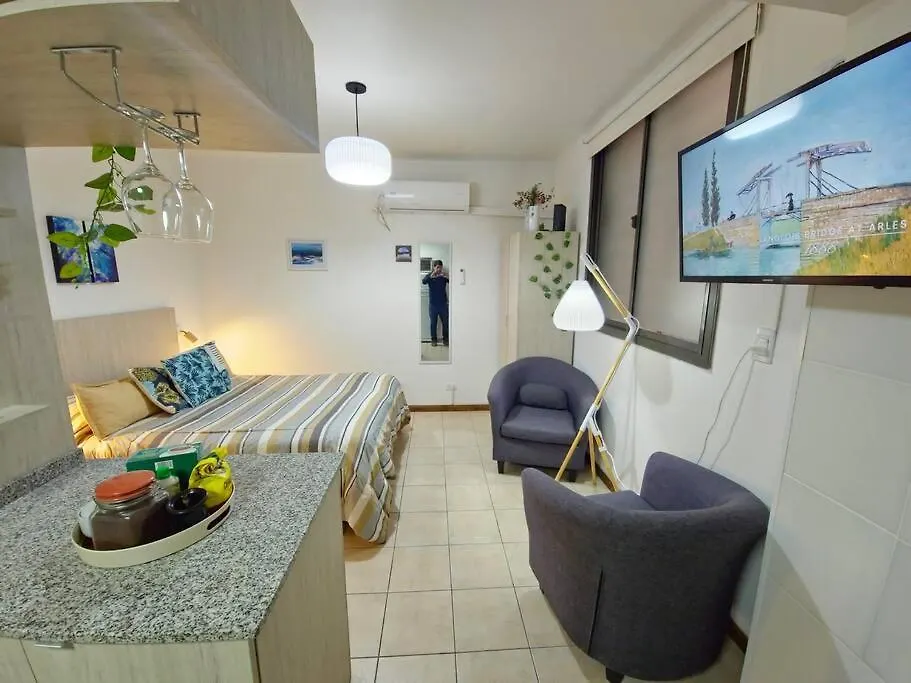 Fresh Studio Apartment Near Colon Street In Downtown Mendoza 0*,